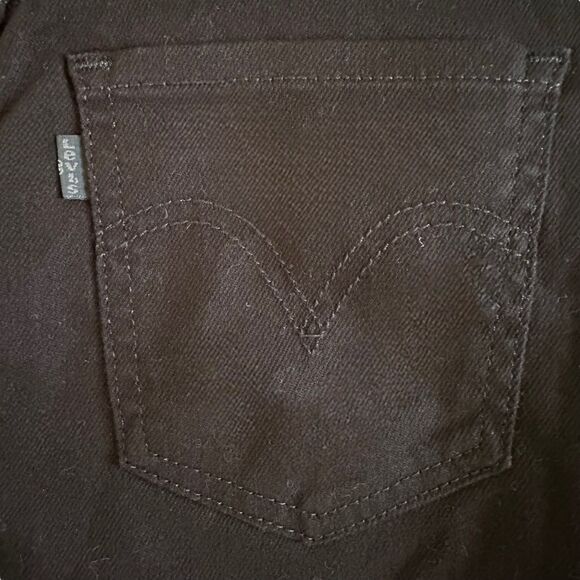 Levi’s ~ Mid length Denim Shorts ~ size 26 - Picture 10 of 10